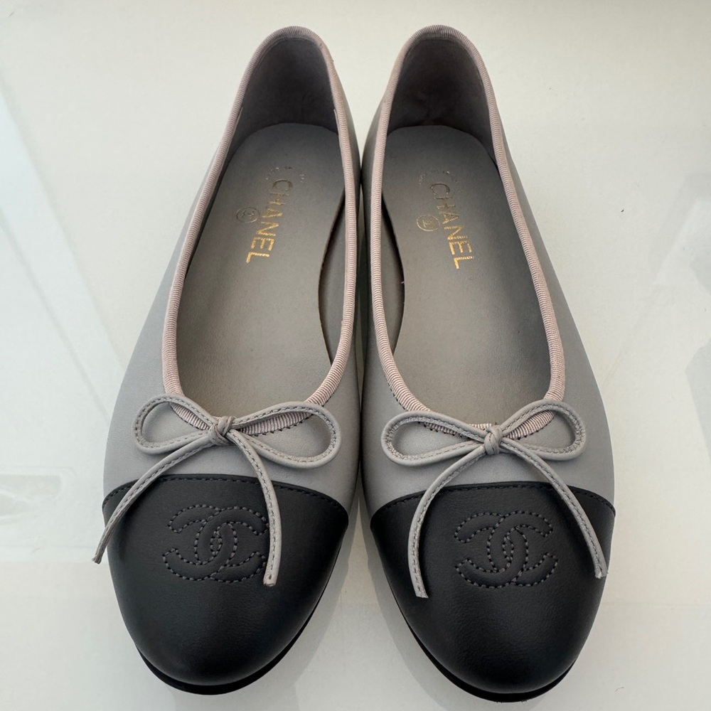 Leather Ballet Flats Gray Size 41
